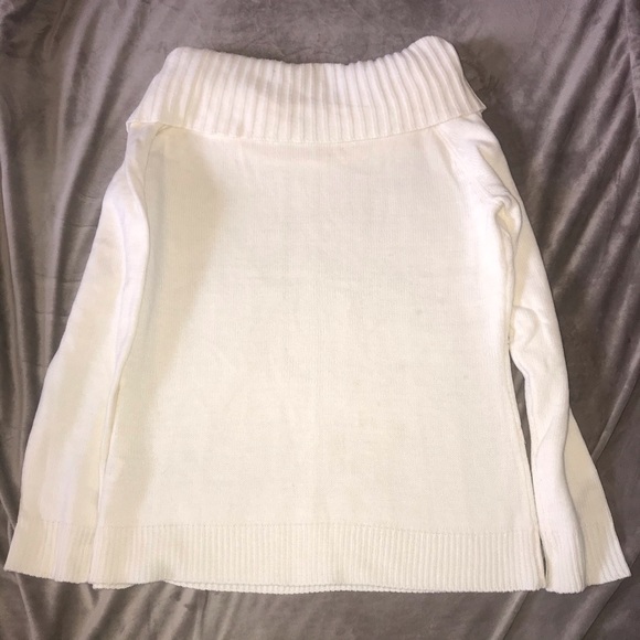 New York and company size large sweater - Picture 4 of 5